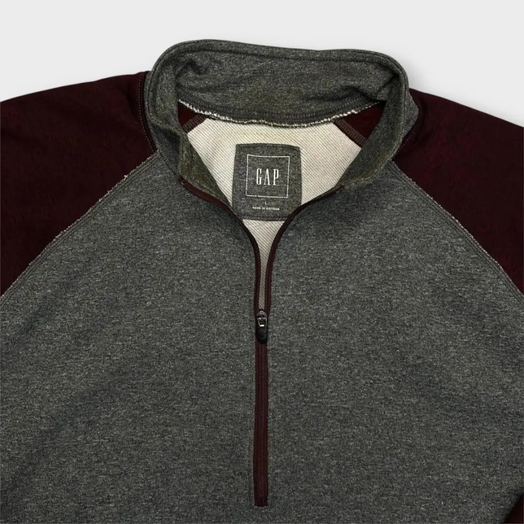 Gap Long-Sleeve (L)
