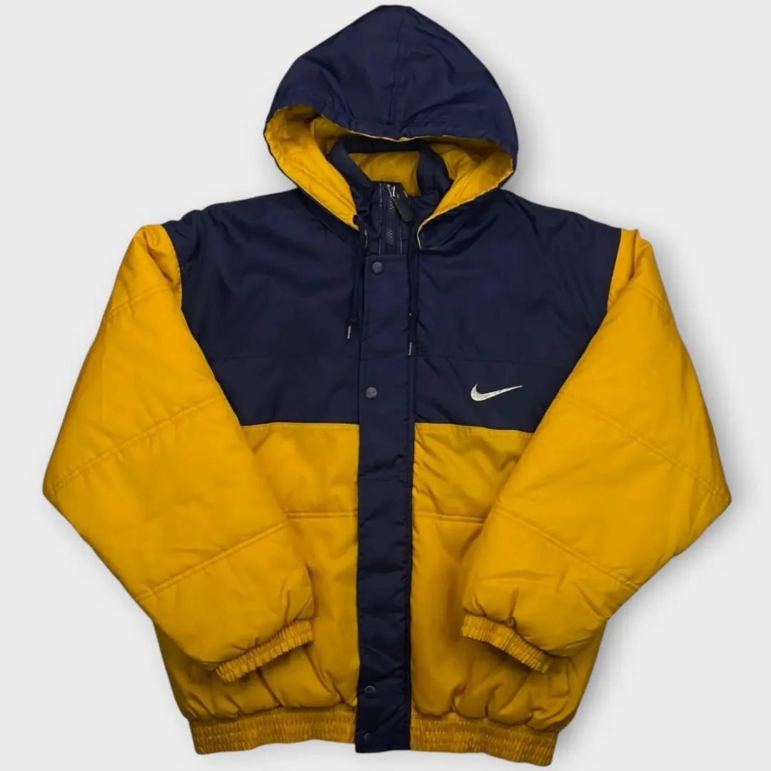Nike Hooded Puffer Jacket (S-M)