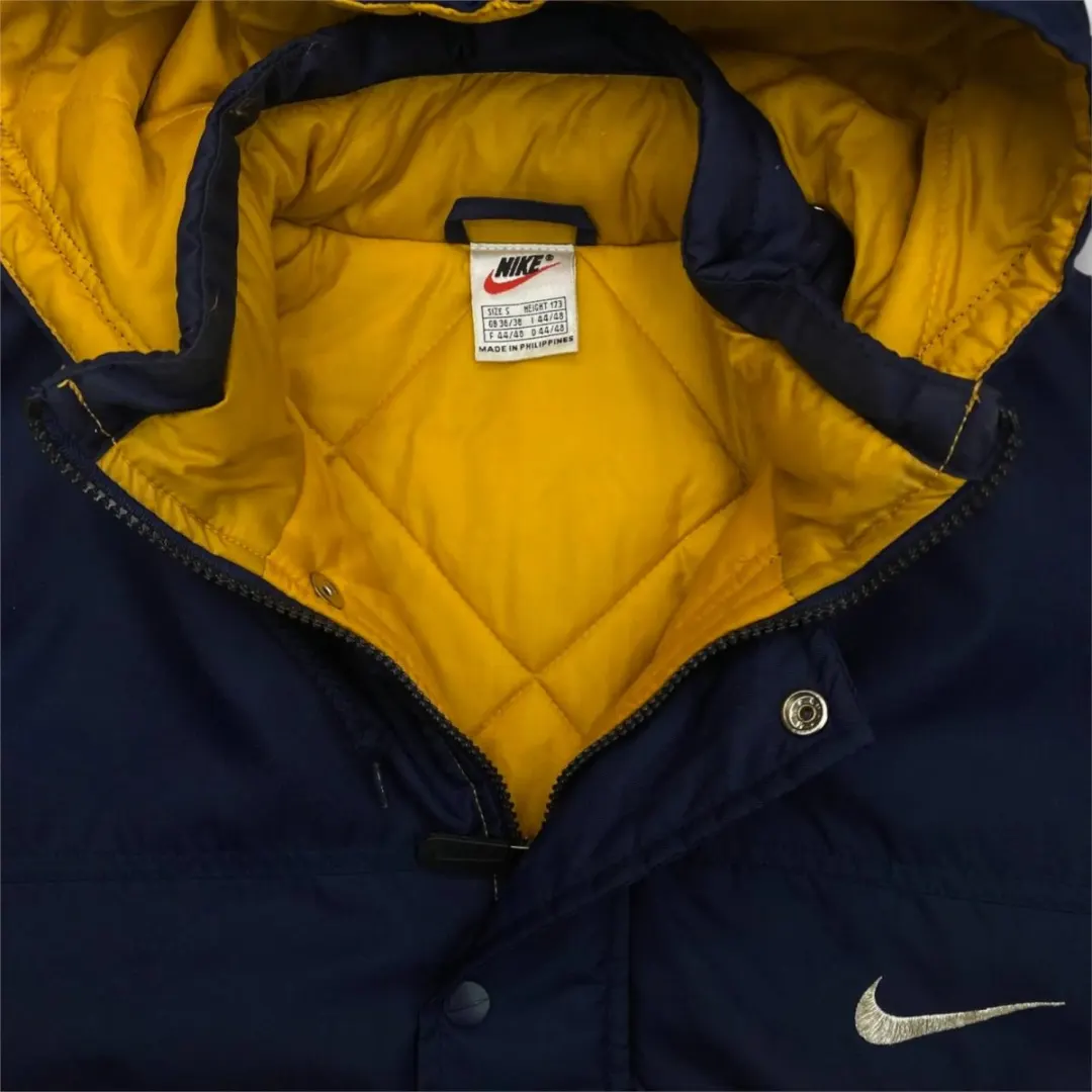 Nike Hooded Puffer Jacket (S-M)