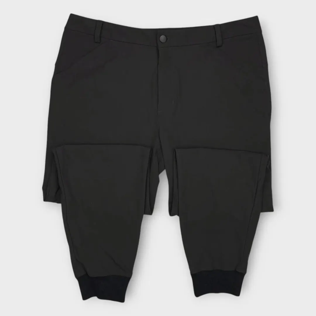Women Lululemon Hiking Pants (XL)