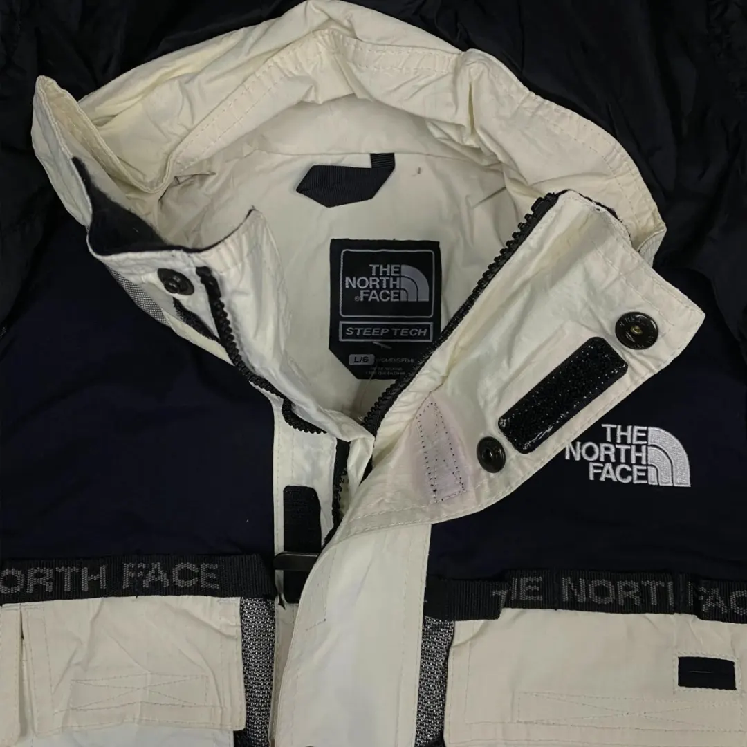 Women The North Face Hooded Ski Jacket (L)