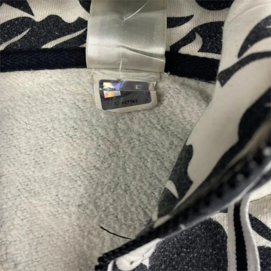 Women The North Face Zip Up Hoodie (M)