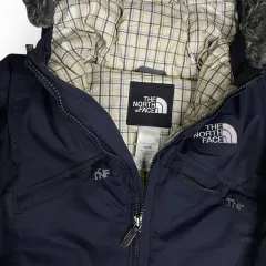 Women The North Face Long Hooded Jacket (XS)