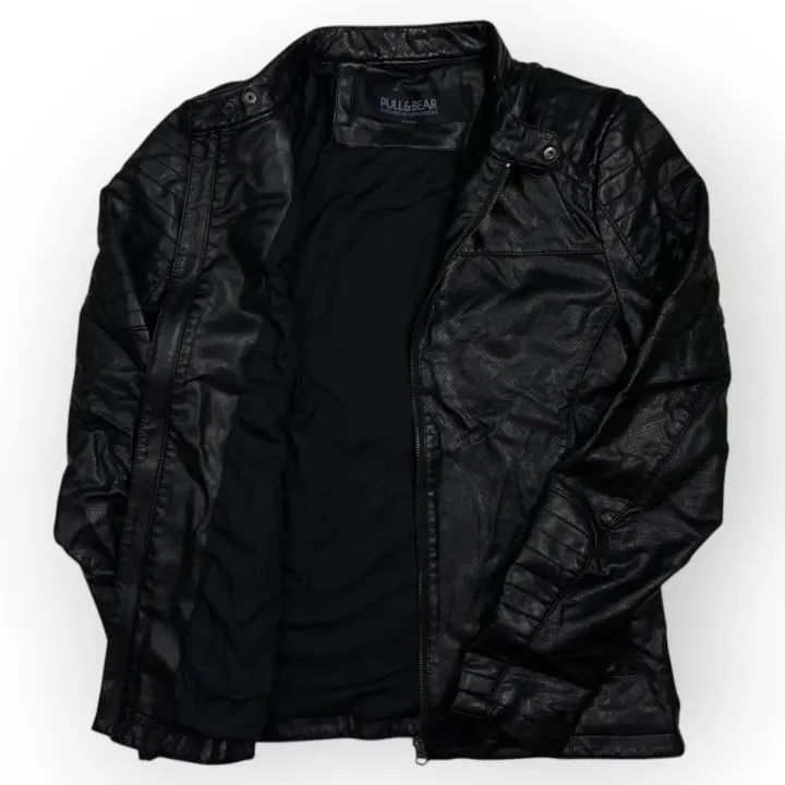 Women Pull & Bear Leather Jacket (M)