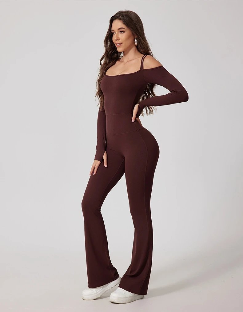 A jumpsuit is a one – piece outfit combining a top and trousers . — O-11807
