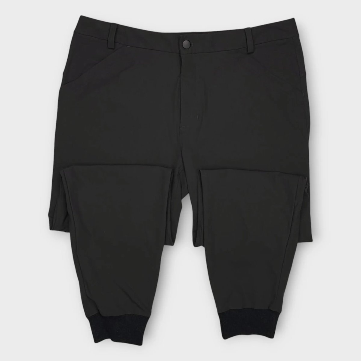 Women Lululemon Hiking Pants (XL)