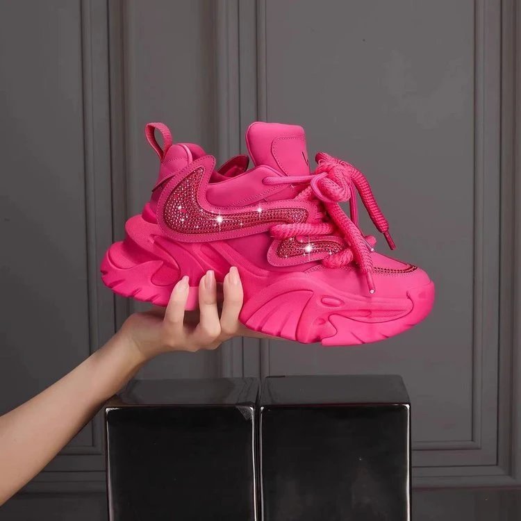 Shoes offer comfort and style with every step. — WS-3023
